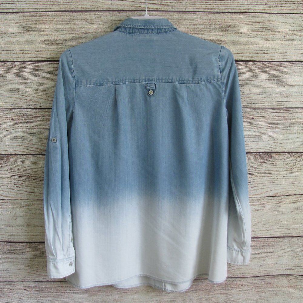 Holding Horses Ombré Chambray Shirt - Picture 7 of 9